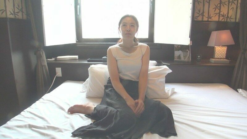 FC2-PPV-3743390 – [First shot] Creampie for the married woman who runs an eel restaurant that has been running since the Edo period ☆ "I can tell both eels and men by my eyes. My husband doesn't have sex in his eyes, so I came here today" ☆