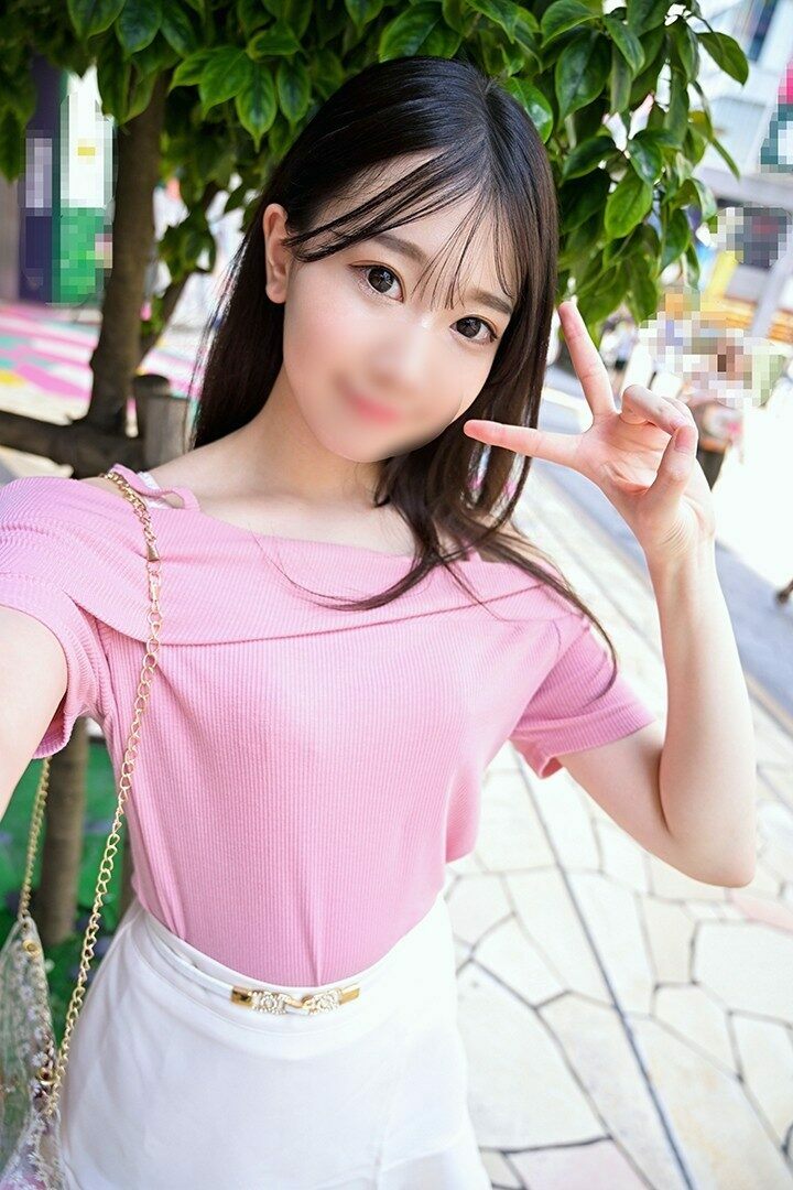 FC2-PPV-4053422 – [Limited] Serious idol level, transparent beauty.  – A girl in the same class, who can't handle it raw, has sex with an adult's cock!  – She cums so much that her ears are red and cums inside her!