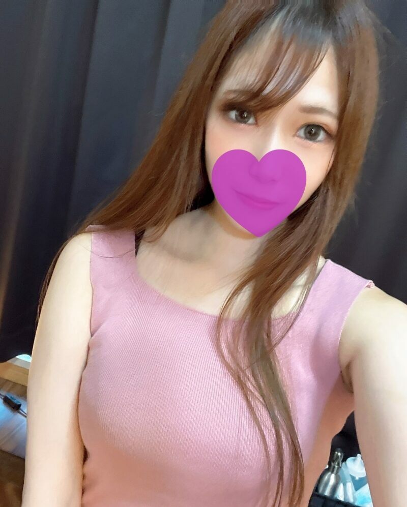 FC2-PPV-3111798 – [Exclusive Distribution] Bari Cali OL Momoka-chan ❤️ The store manager takes off her paper pants and is astonished by the size of that big cock Momoka-chan w Oma Oko