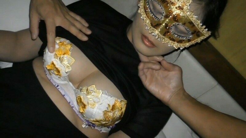 FC2-PPV-1521941 – [Personal photography] A plump 38-year-old mature woman who is continuously creampied Leaning herself into electrifying pleasure…