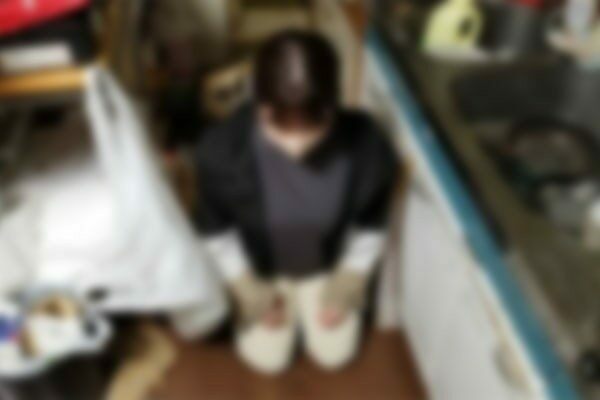 FC2-PPV-3253192 – *Limited amount for the first time 2930pt → 1093pt [First shot] My grandfather, who used to be a wealthy man, didn't pay back, so when I went to my house, I had a wife, so I took a Gonzo while my grandfather was watching from afar.