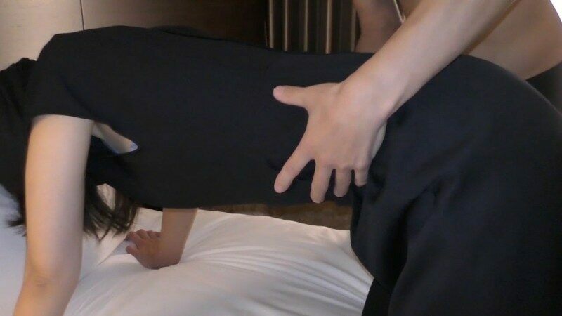 FC2-PPV-1197260 – [Individual] A 33-year-old married woman with a beautiful ass who forgets about her husband and devotes herself to other people's sticks.