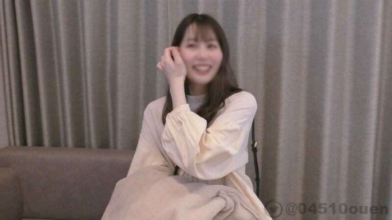 FC2-PPV-3304460 – 3 days limited 980pt!  – [Appearance] Super big!  – A new mom with a baby.  – Having a problem of not having sex with her husband at all, I came to her consultation