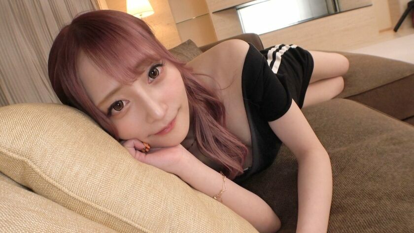 SIRO-4927 [Shaved gal] A beautiful gal with a crisp look! It looks cool and is a little natural and cute! A good girl is a good girl who does a good job of cleaning! AV application on the net → AV experience shooting 1861