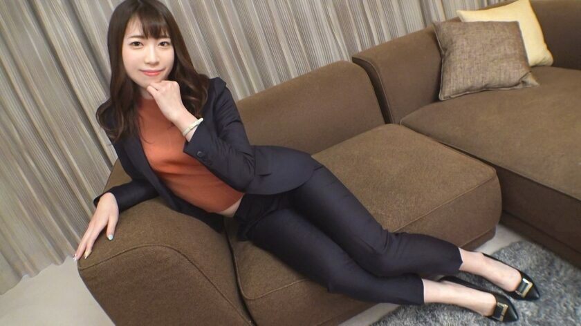 SIRO-4861 [First shot] [165 cm beautiful body] [Hidden masochist temperament] A real estate lady who decided to appear with a longing for SEX with an AV actor. When the long-awaited actor's full erection big cock reveals pleasure and excitement, plea