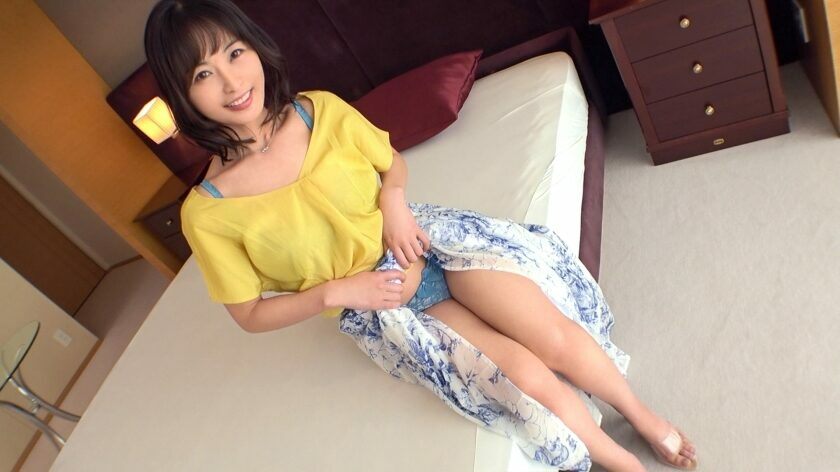 SIRO-4862 [First shot] [Lady with outstanding sex appeal] [Slender nude] A beautiful caregiver who has been busy with work, has no lover, and can not stand loneliness and applied. When you chew on a big cock, a beautiful face gets an obscene distortion, a