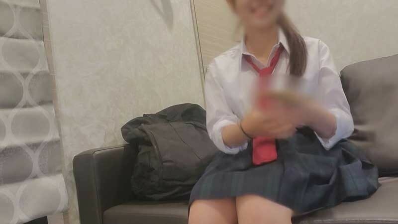 FC2-PPV-3904327 – [Limited to 200 pieces 1500 → 1100pt] Girls' school 3rd year, part-time job at a donut shop. Even though it's a normal daddy job, he takes sex without permission. He's sensitive, so he cums as is.