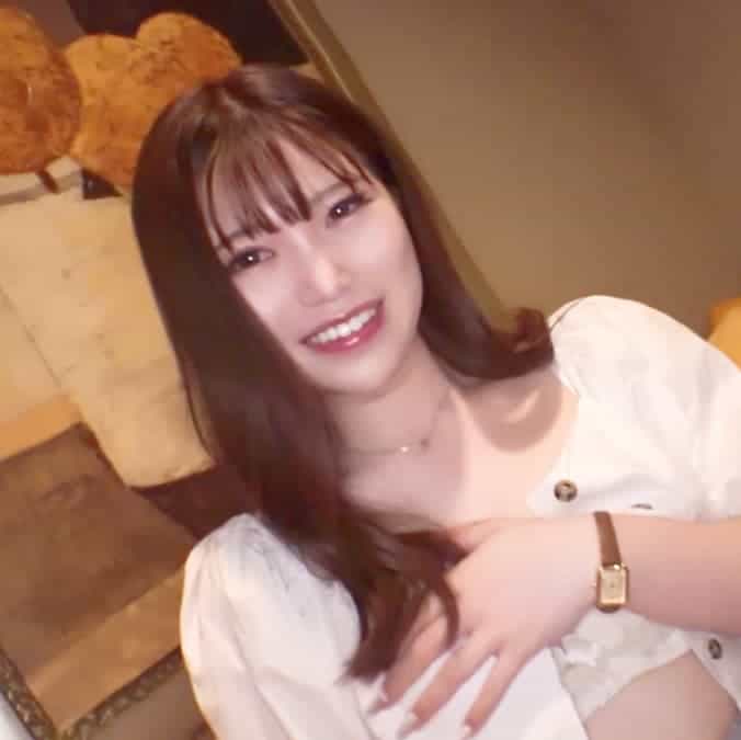 FC2PPV 4577774 [First shot] Beautiful Nagoya beauty! **JD Nana-chan, 21 years old. She’s so interested in naughty things that she gets soaked just by giving a blowjob!