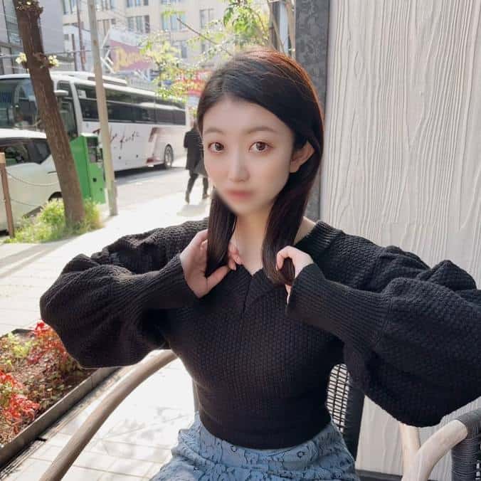 FC2PPV 4589294 [Face revealed] 9-head-body model with G-cup breasts returning to Japan * Female interpreter. A complete change from a life full of dignity.