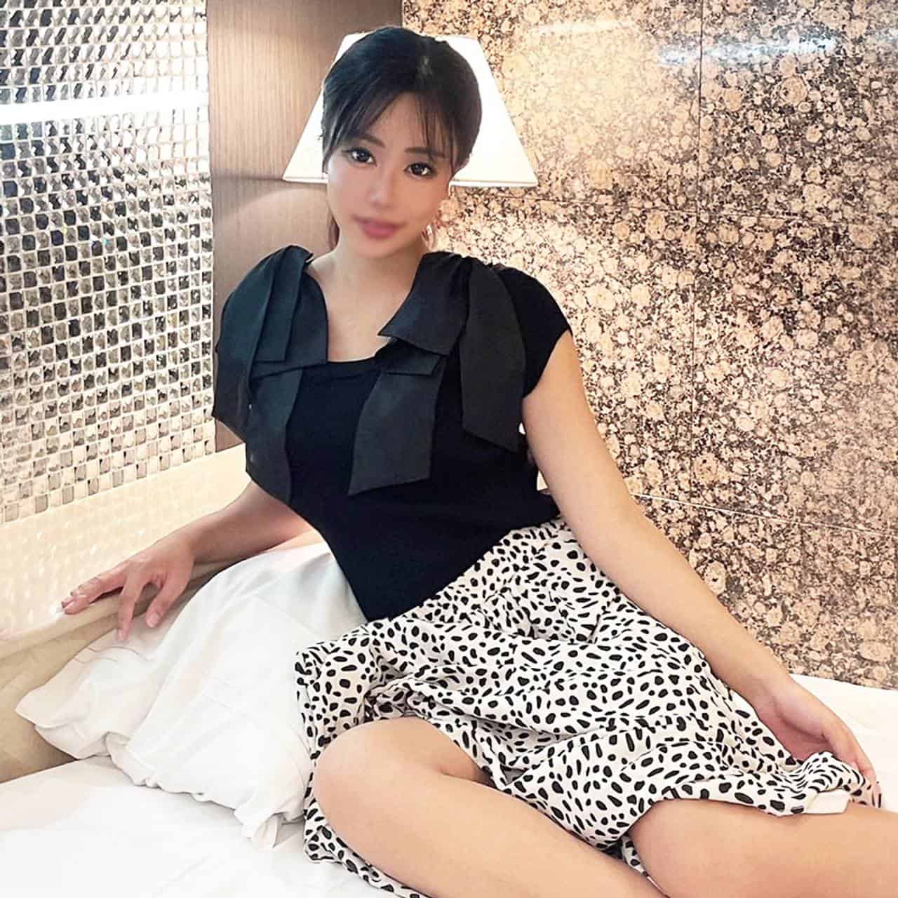 FC2PPV 4590896 [Uncensored] a beautiful S-class receptionist who looks great in a ponytail will give you a thick blowjob and ejaculate a lot of semen!