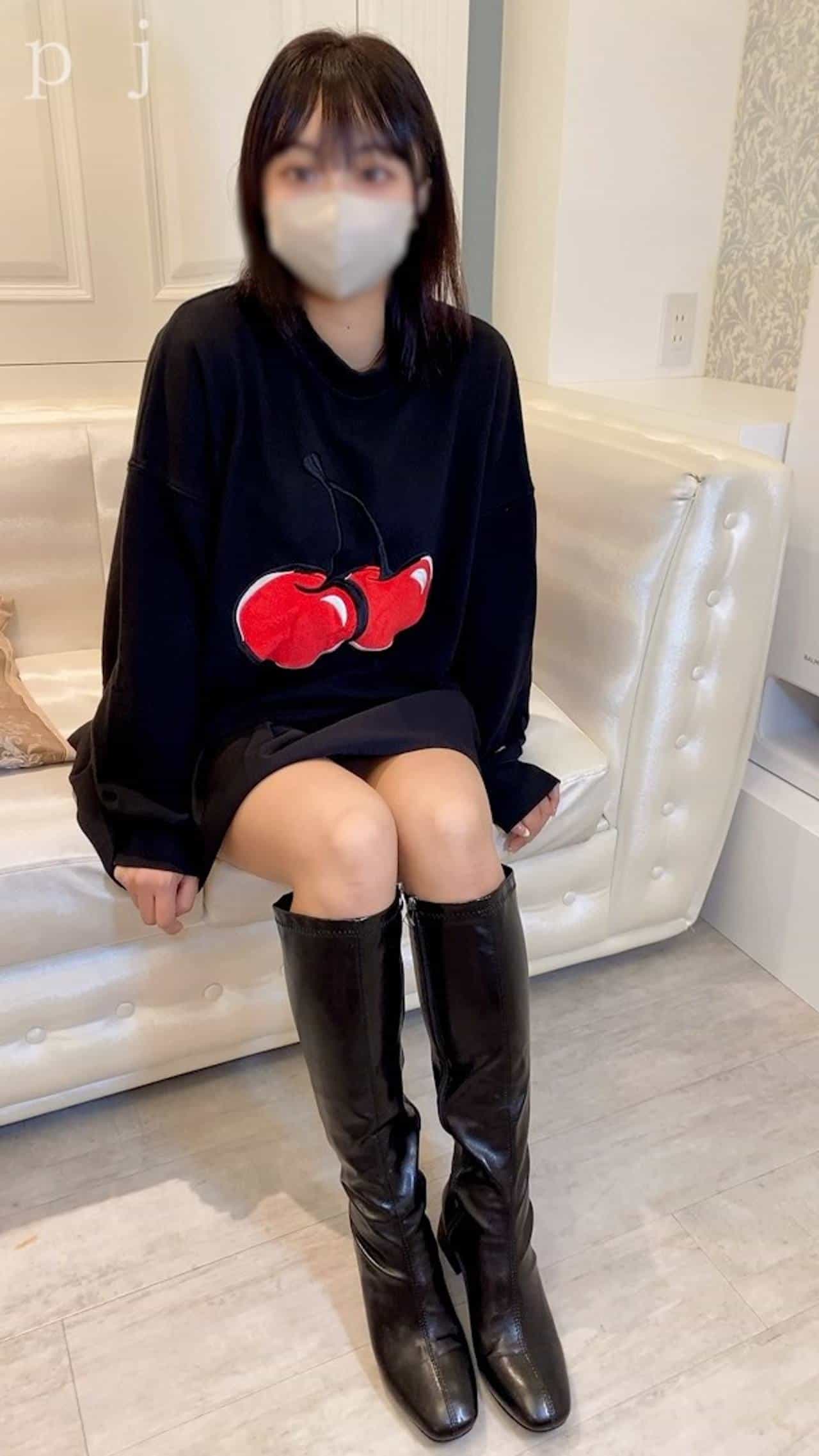 FC2PPV 4591932 [Pre-release] Idol face with wide eyes. You can get it. I’ll take it off as I’m told…