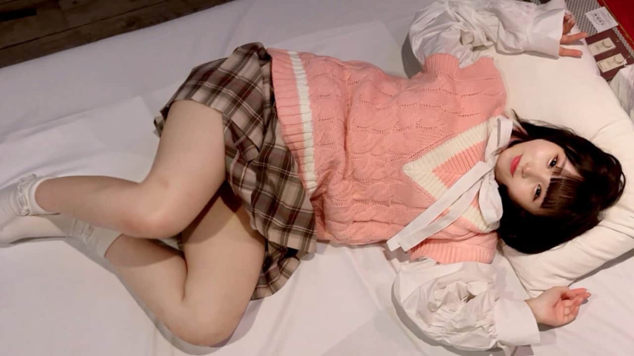 FC2PPV 4593588 [Face-revealing sample available] “A super popular idol who suddenly disappeared” is resurrected on FC2 in her natural state. From raw blowjobs