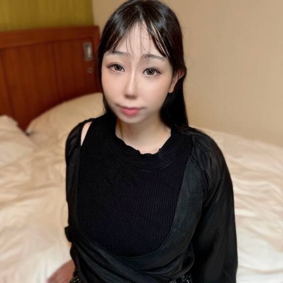 FC2PPV 4601461 [No] [Facial] A beautiful busty girl with ass hair sticking out of her pants gets a facial after riding on top of her.