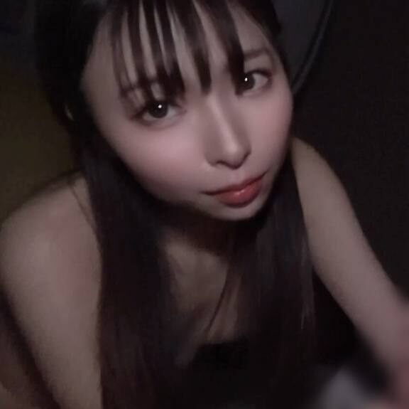 FC2PPV 4636499 [First shot] Reina-chan, a super slender beauty working at a certain sushi chain, 22 years old, has continuous orgasms after being stimulated in the depths of her sensitive vagina ♡ * She gets swamped with creampie sex that she feels in Miya ♡