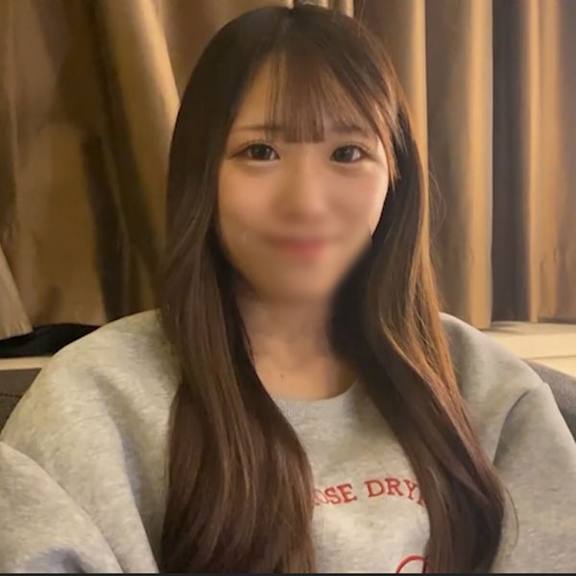 FC2PPV 4654349 [No mosaic] [Face revealed] Plenty of creampie for a delicate and cute JD who is so delicate you worry she might break