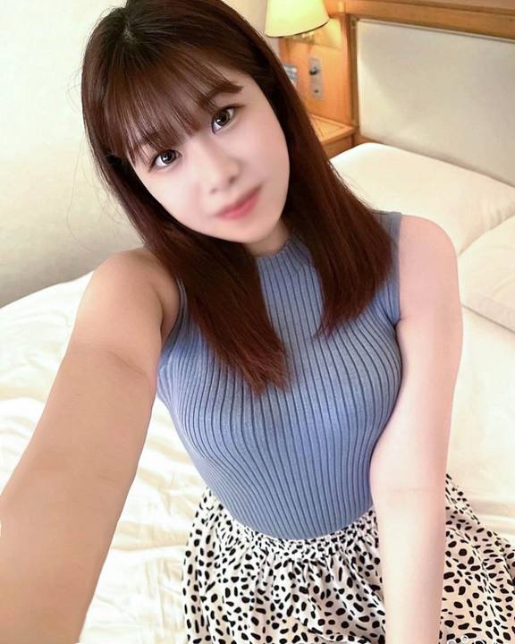 FC2PPV 4656892 [Uncensored] Neat ** Ana-type beautiful dental assistant! Even though she’s a beginner, her erotic body makes her lust stop… raw creampie sex!!