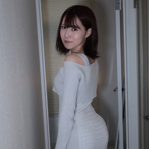 FC2PPV 4671112 [Beautiful butt JD] Fair-skinned slender body. I can’t stand the full-on sex drive blowjob. She “cleaned up” me after I came inside her.