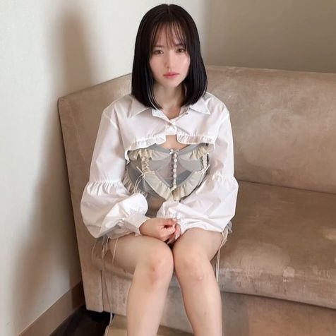 FC2PPV 4684966 [Her debut work] A “real” shocking appearance from the announcer world “A beautiful G-cup announcer who will retire in 2023” A live creampie shoot of over 80 minutes with her true face completely revealed.