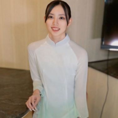 FC2PPV 4721322 Stunningly Beautiful Slender Woman with the Ultimate Visuals! Tight A〇zai Outfit Skyrockets Her Beauty. Swallowing, Massive Facial, and Creampie, Total of Three Shots