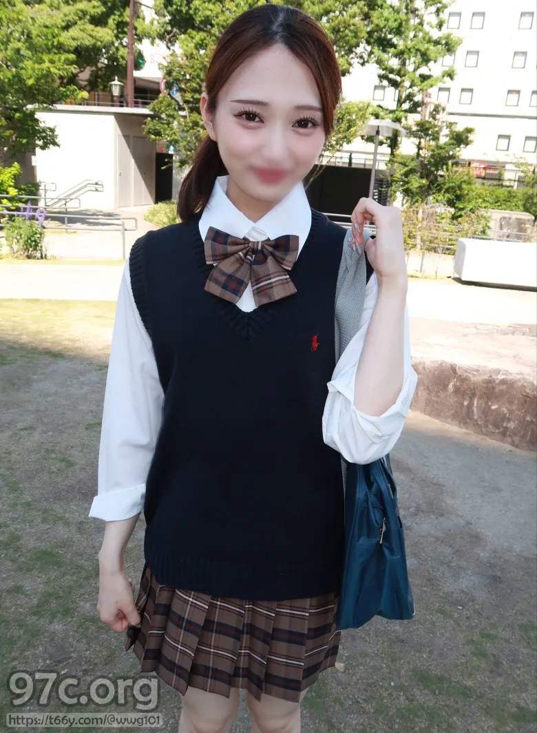 FC2PPV 4953812 Cute Ex-Idol Trainee’s Secret Graduation Trip – Raw Creampie Onsen Getaway With Her True Wild Side Showing