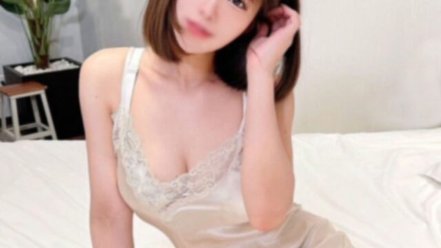 FC2PPV 4956023 Intense POV Massage Parlor 6: G-Cup Beauty’s Seduction Melts His Mind, Teased at a “No Release” Spa