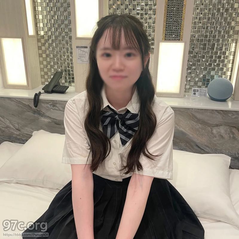 FC2PPV-4957615 First and Last Time With an 18-Year-Old Cutie — Meant to Go Gentle Since It Was Her First Time, but Ended Up Creampieing Her Like a Fuck Toy