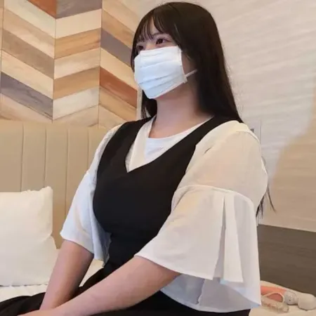 FC2PPV 4960572 巨乳人妻产后老公不回家来找我倾诉中出