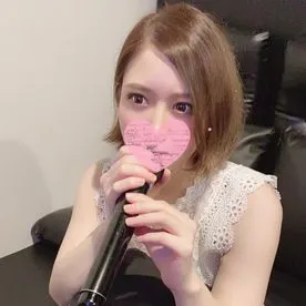 FC2PPV 4963105　絕版：白皙肌膚Ｈ罩杯美女卡拉OK包廂中出實錄
