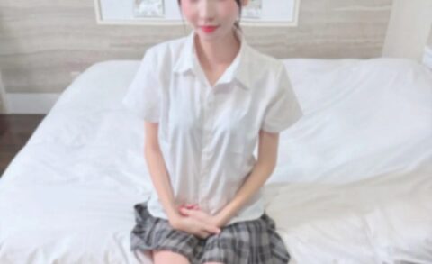 FC2-PPV-4963189 FC2PPV 4963189 [3 Big Loads] A Lovely, Fair-skinned, Slender 19-year-old Beauty In A Uniform. Thick Semen Poured Over Her Delicate, Slender Body.