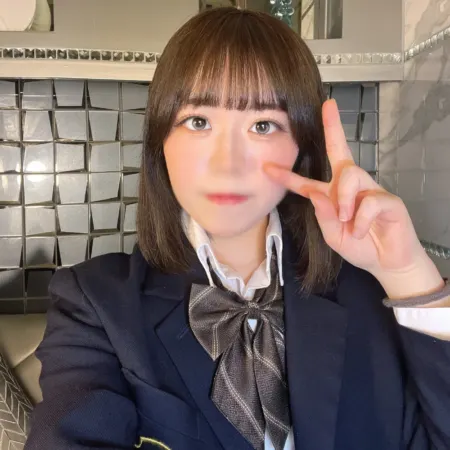 FC2PPV 4934031：144公分嬌小美少女首次肛交體驗20公分以上巨根，175分鐘無碼實錄