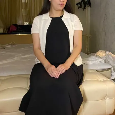 FC2PPV 4993326 [UNCENSORED-LEAK] Quiet-looking MILF from the Neighborhood Turns Wild Once the Camera Starts Rolling [English Subtitles]