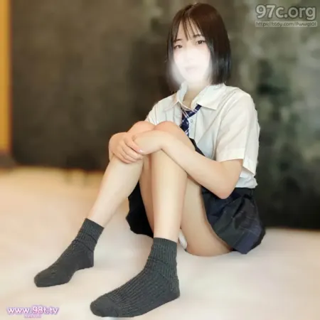 FC2PPV 4994286 [UNCENSORED-LEAK] Face-Revealed 18-Year-Old Lively Girl in Uniform Gets Lots of Kisses and Raw Creampie Sex [English Subtitles]